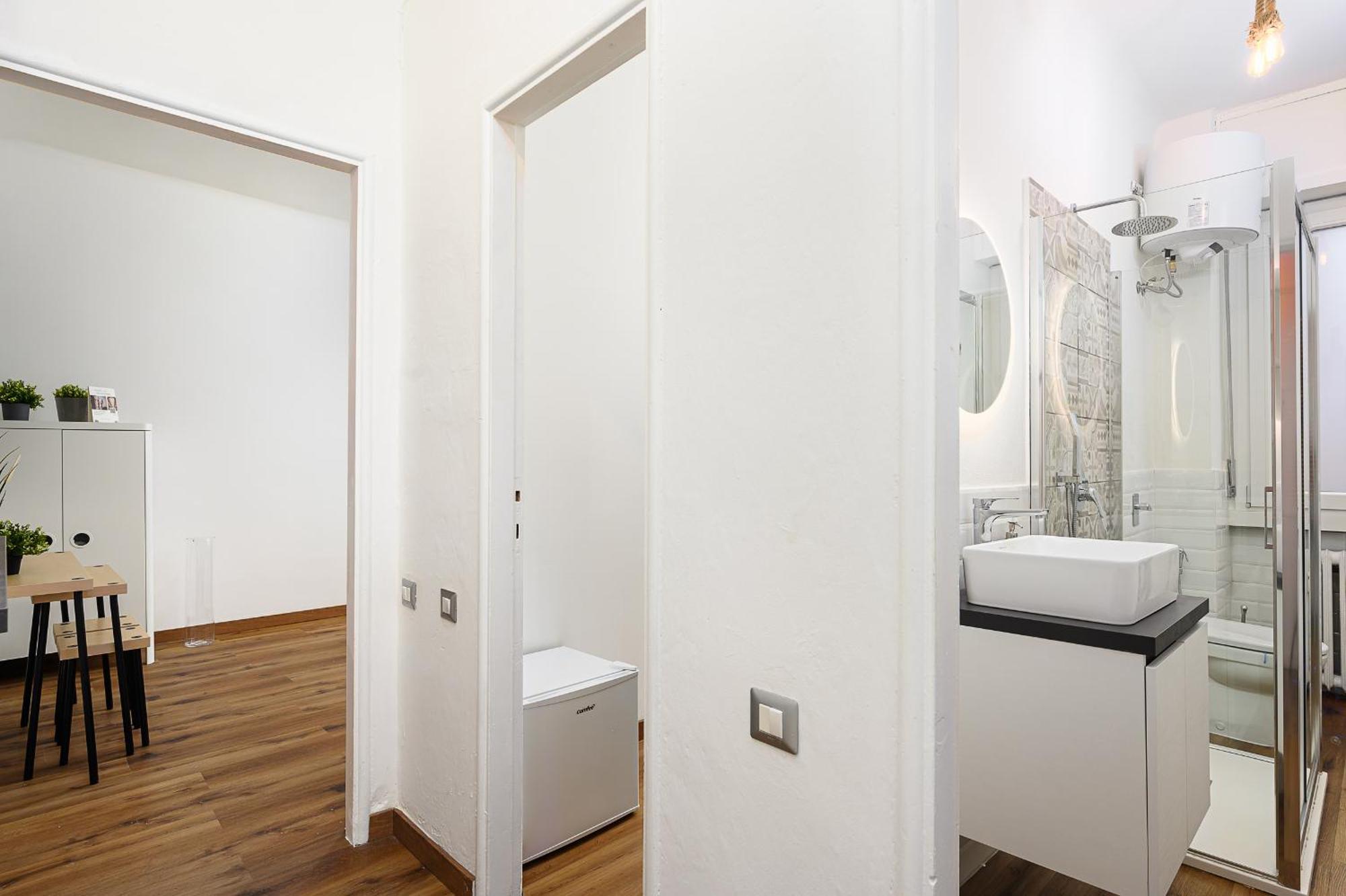 Sebino 17 - Monolocale Cool Appartement Milaan Buitenkant foto