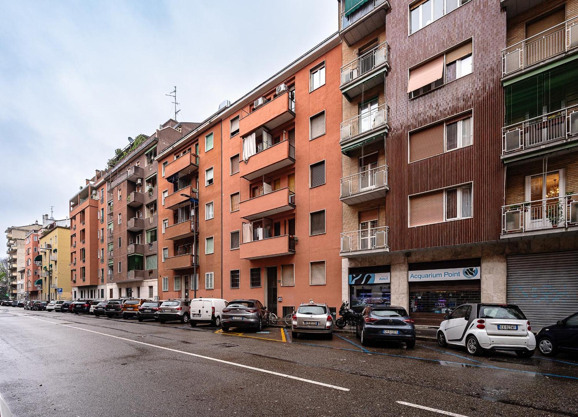 Sebino 17 - Monolocale Cool Appartement Milaan Buitenkant foto